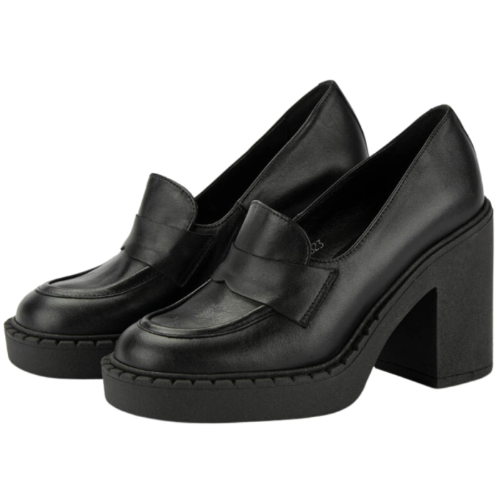 Black leather pumps on a thick sole