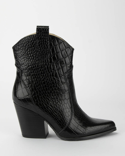 Black croco cowboy boots with thick heel