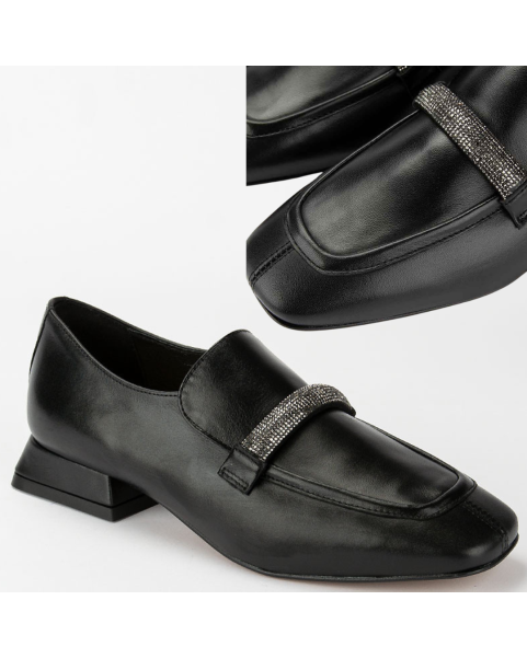 Black leather moccasins with low heel BOTIMO