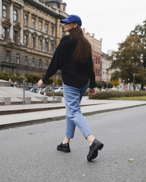 Black leather moccasin with platform BOTIMO