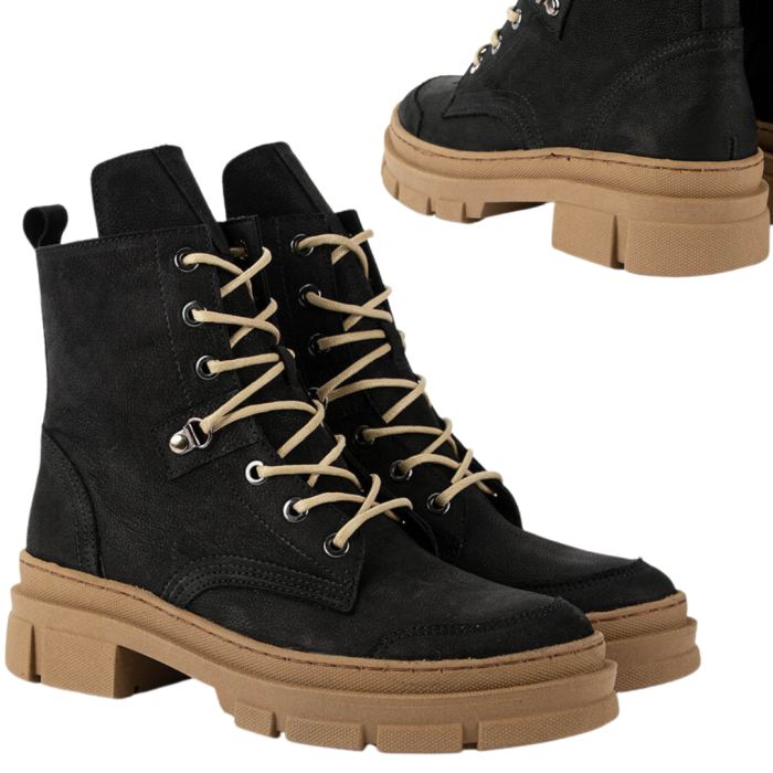 Black insulated leather platform boots