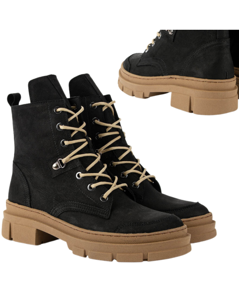 Black insulated leather platform boots