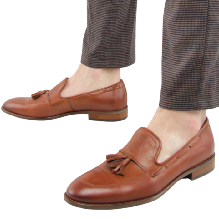 Brązowe mokasyny z frędzlem