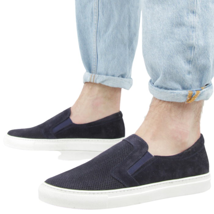 Granatowe skórzane trampki wsuwane