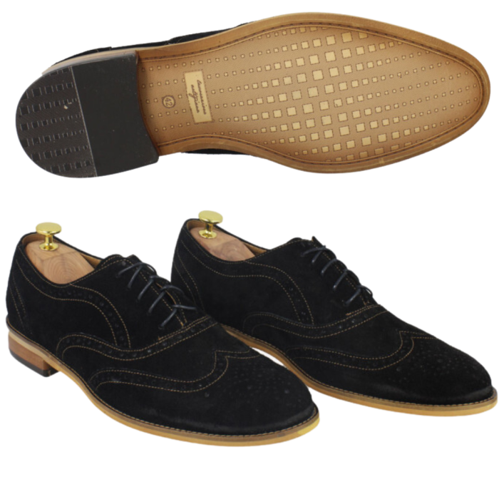 Elegant black velour half shoes