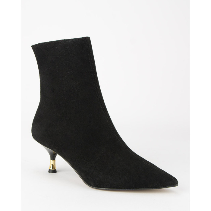 Black boots on 4 cm heel suede leather