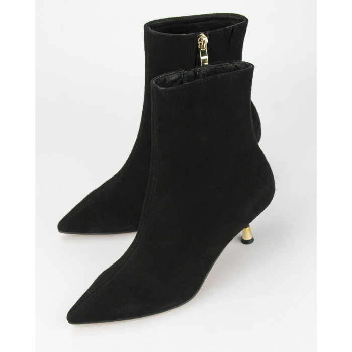 Black boots on 4 cm heel suede leather