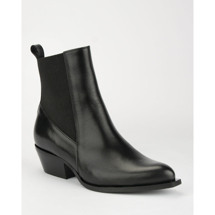 Black classic leather boots with low heel