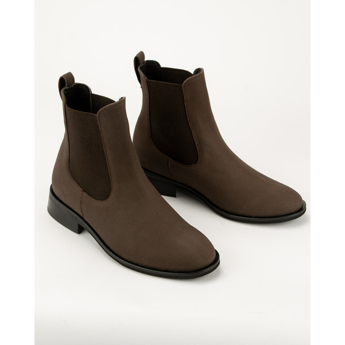 Brown classic leather boots