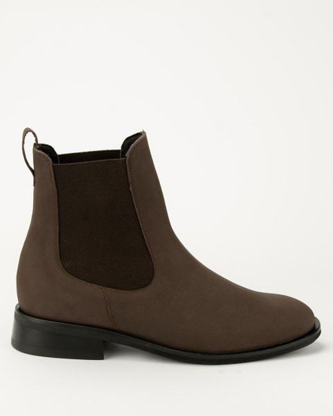 Brown classic leather boots