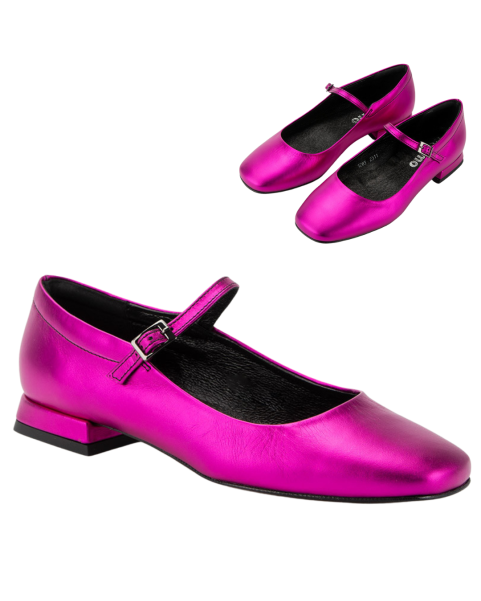 Metallic pink ballerinas with buckle closure