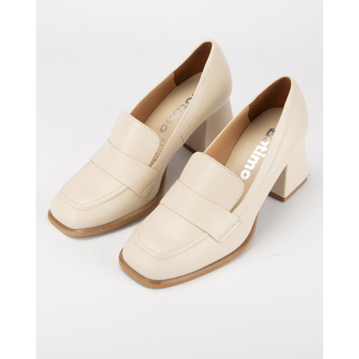 Beige leather pumps with 6cm block heel