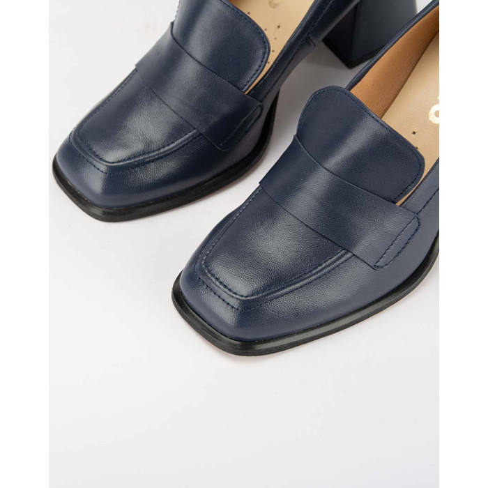 Granatowe czółenka skórzane na 6cm klocku