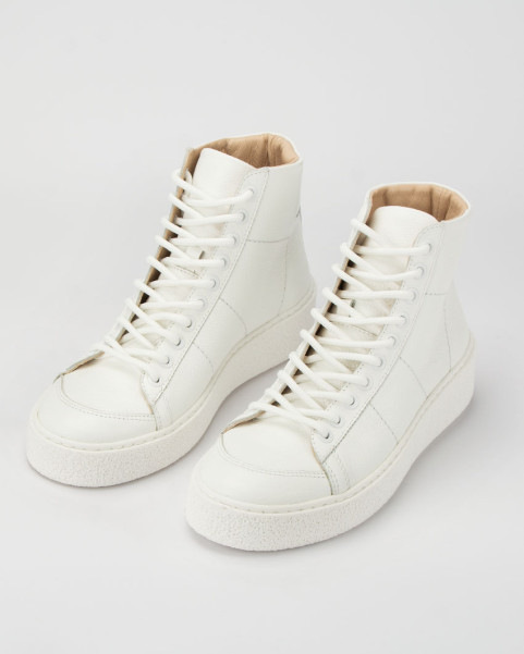 White high leather sneakers by BOTIMO