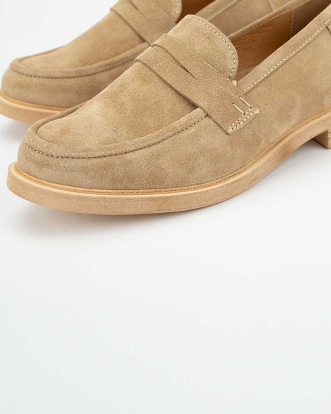 Beige leather moccasins BOTIMO