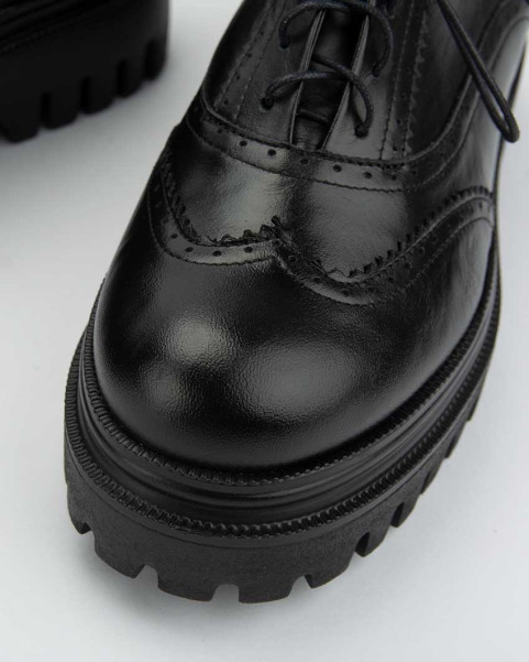 Black leather bound oxfords BOTIMO