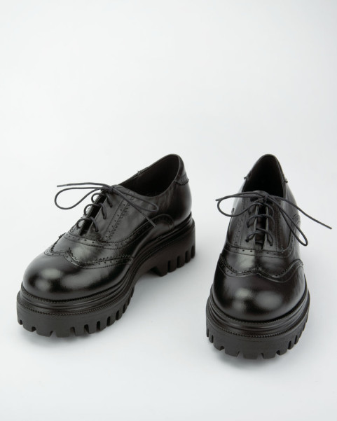 Black leather bound oxfords BOTIMO