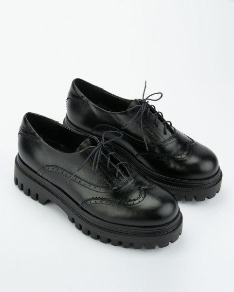 Black leather bound oxfords BOTIMO