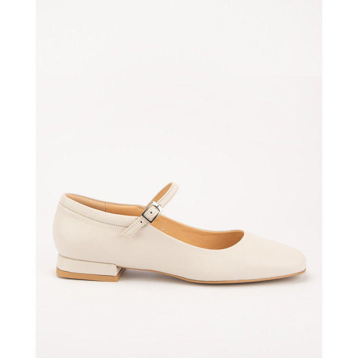 Skórzane baleriny z zapięciem w kolorze ekri