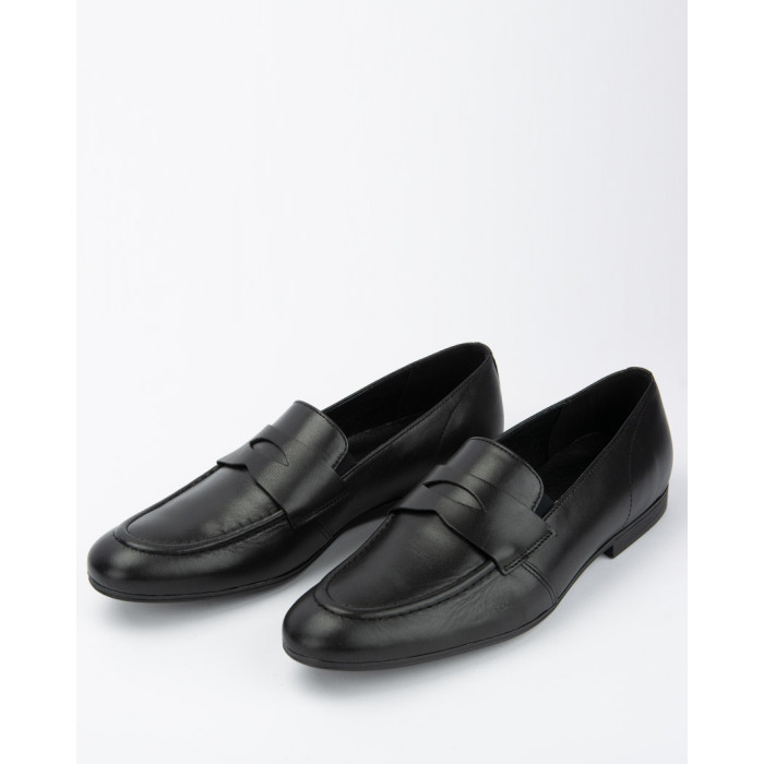 Czarne mokasyny z gładkiej skóry licowej