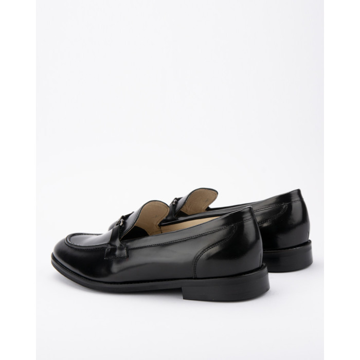 Eleganckie czarne mokasyny z gładkiej skóry licowej