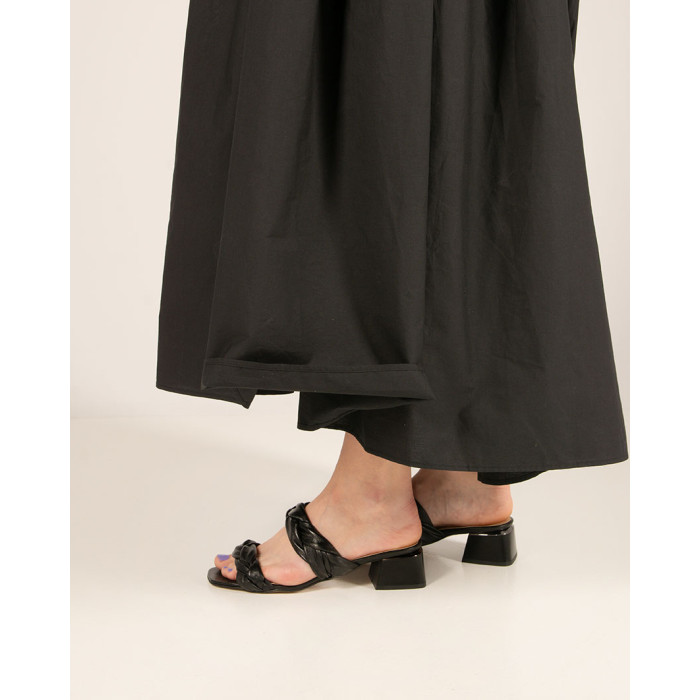 Czarne klapki na 3 cm obcasie skóra lico