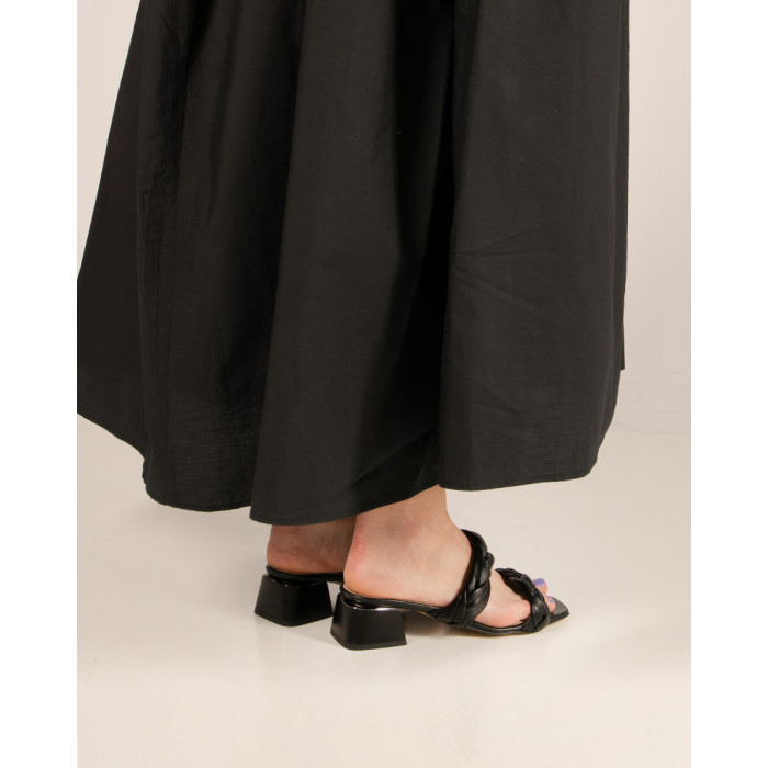 Czarne klapki na 3 cm obcasie skóra lico