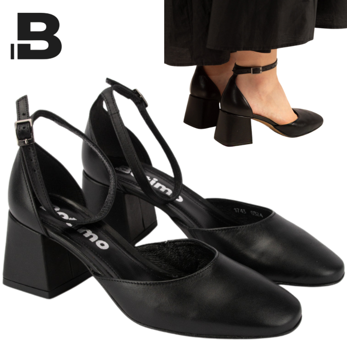 Black pumps with buckled 6 cm heel