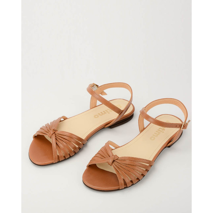 Leather flat sole sandals