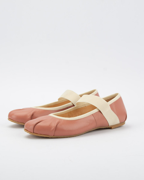 Celia dashing ballerinas pink, leather with elastic band