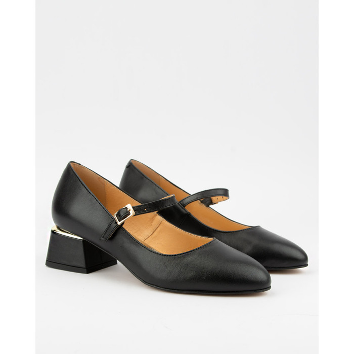 Women's Mary heeled pumps, matt leather