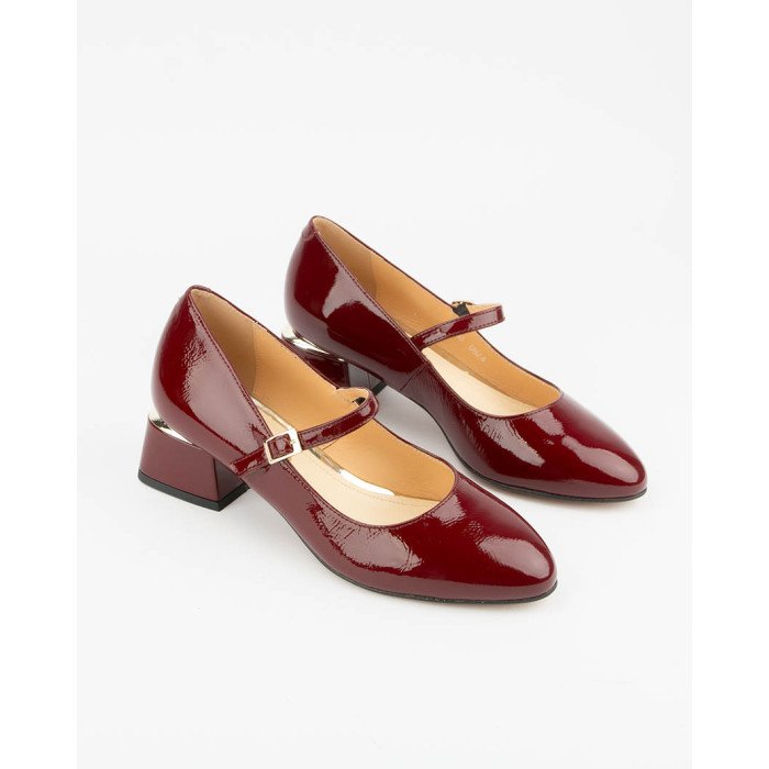 Women's burgundy Mary pumps on heel, patent leather