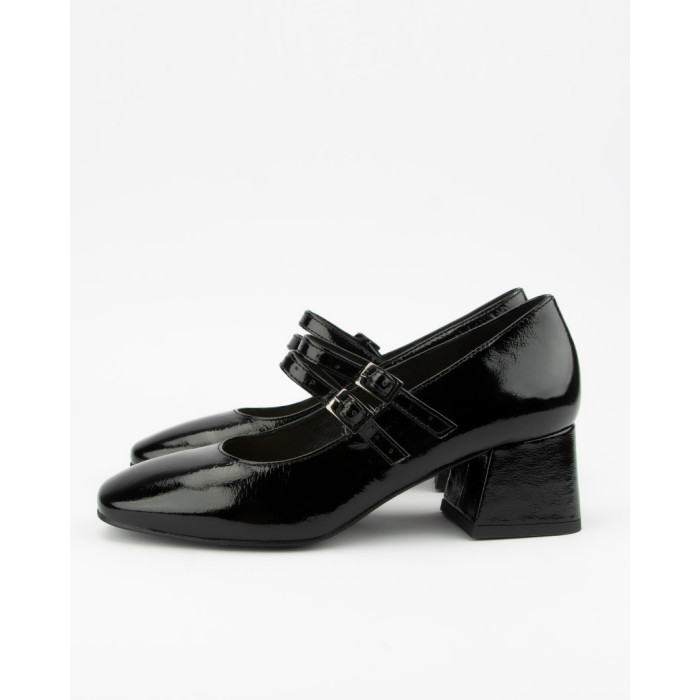 Black Ivette pumps with two straps