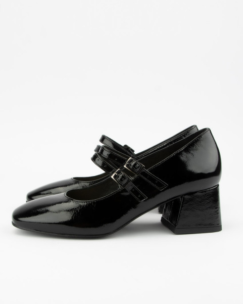 Black Ivette pumps with two straps