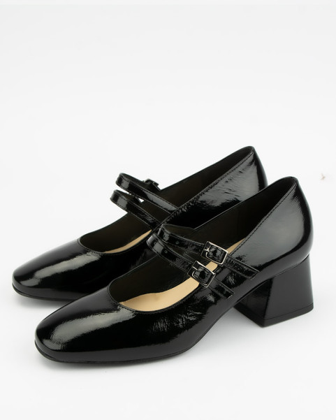 Black Ivette pumps with two straps