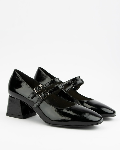 Black Ivette pumps with two straps