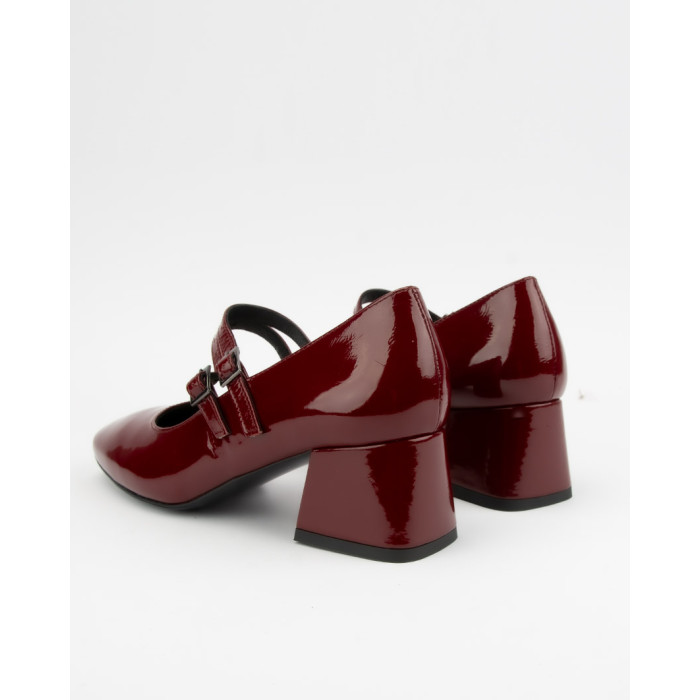 Maroon Ivette pumps with two straps
