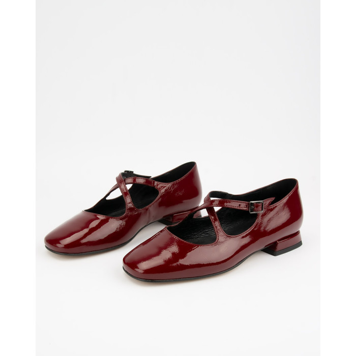 Maroon lacquered Leah ballerinas with straps
