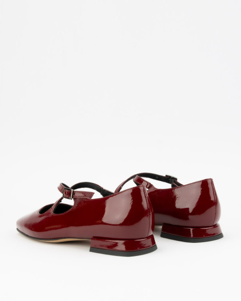 Maroon lacquered Leah ballerinas with straps