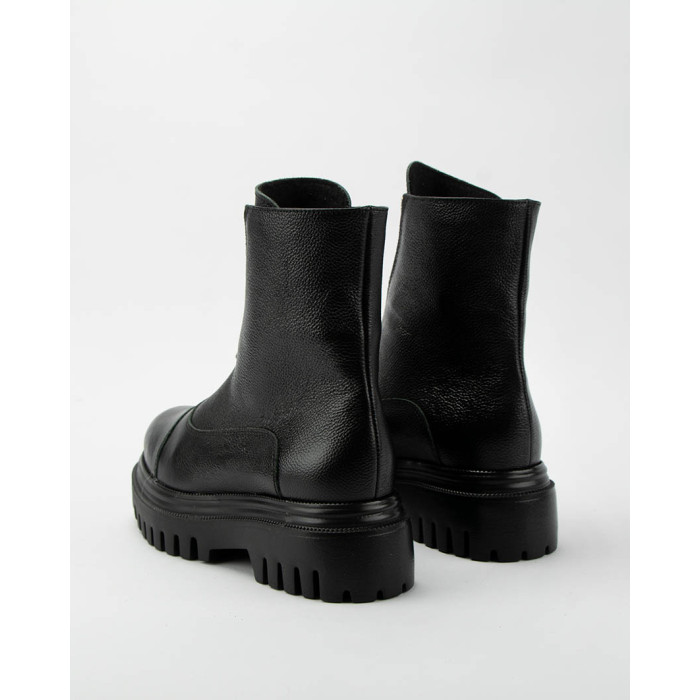 Czarne botki skóra licowa
