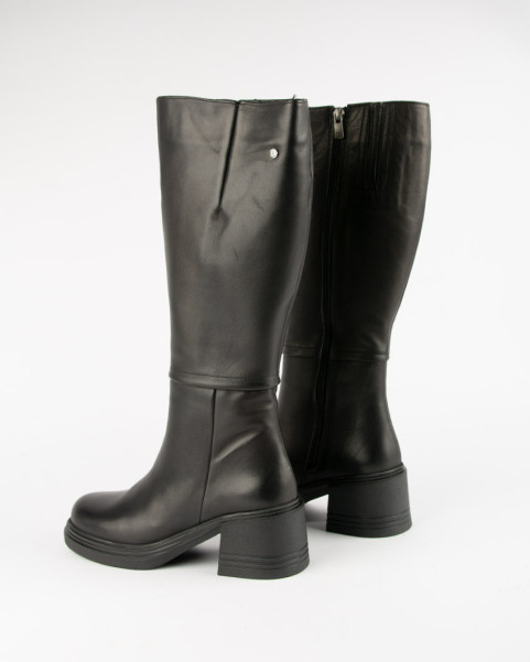 Black leather boots with heel BOTIMO