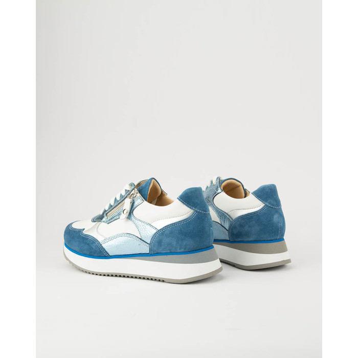 Sneakersy damskie Valeria na wyższej podeszwie