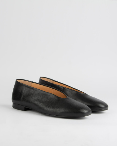 copy of Black lacquered Leah ballerinas with straps