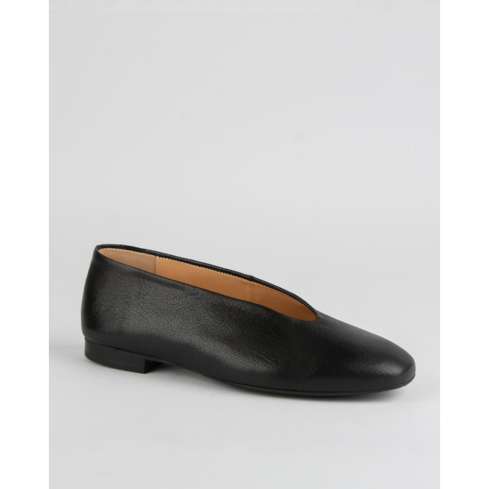 copy of Black lacquered Leah ballerinas with straps