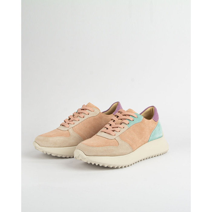 Sneakersy damskie SUSANA na wyższej podeszwie