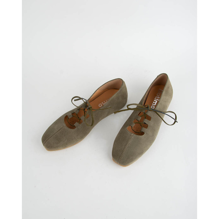 copy of Black lacquered Leah ballerinas with straps