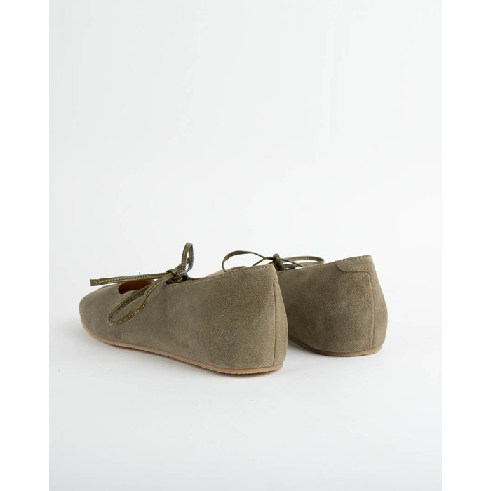 copy of Black lacquered Leah ballerinas with straps