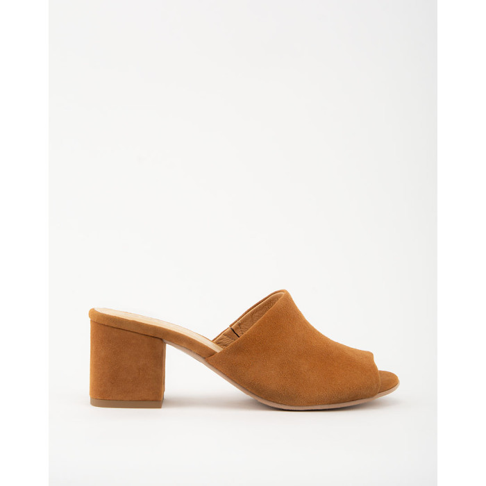 Zamszowe klapki damskie Kaia na 6cm obcasie