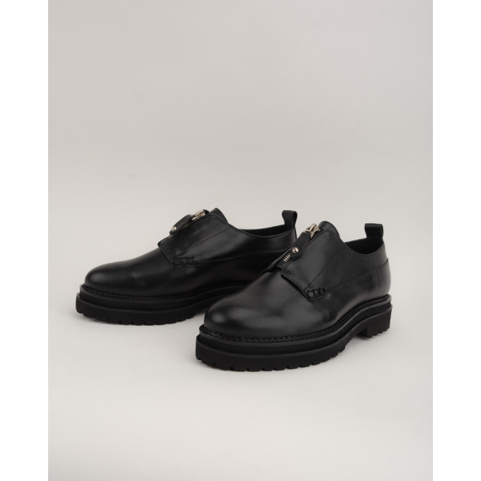 Black leather oxfords BOTIMO