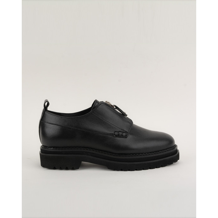 Black leather oxfords BOTIMO